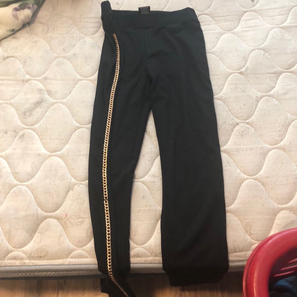 Black stretchy pants